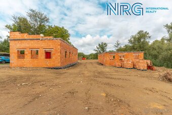 Prodej stavební pozemek 2752 m2 a pozemky 5692 m2, Votice - 3