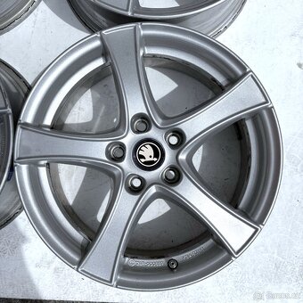 ALU SKODA OCTAVIA SUPERB YETI KAROQ 17" 5X112 - 3