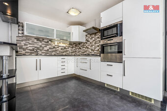 Prodej bytu 3+1, 69 m², Nymburk, ul. Jasmínová - 3