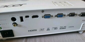 Acer P1525 - 3