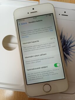 Apple iPhone 5 SE White 32GB - 3