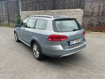 VW Passat Alltrack 2.0 TDI 4x4 Manuál - 3