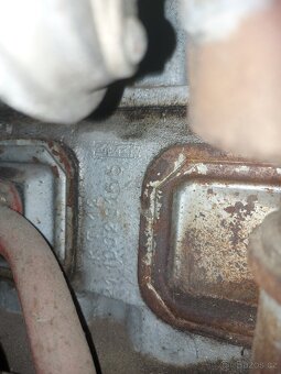 Motor s převodovkou UAZ 469 - 3