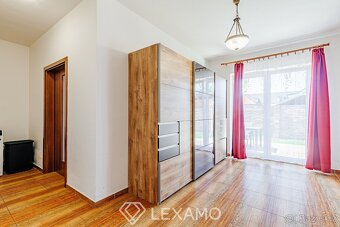 Prodej rodinného domu 416 m² - Hevlín, ev.č. 00285 - 3