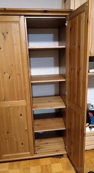 3 dvéřová skříň Leksvik - 3