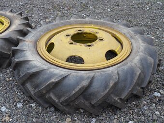 Kola s pneu šípáky Barum 8,3.8-20 - 3