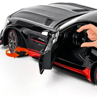 1:18 Mercedes Benz AMG GTR Model Light and Sound - 3