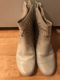 Kotníčkové dámské boty Caprice velikost 39 - 3