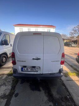 Peugeot Partner, Peugeot Partner; 1,6 HDI - vadný motor - 3