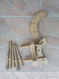 Dřevěné svĕrky - 3