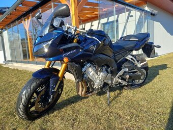 Yamaha FZ1, 1000ccm - 3