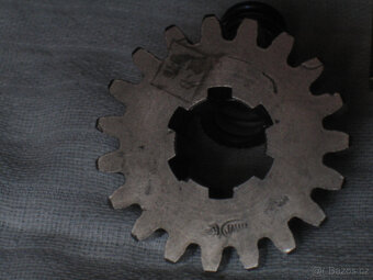 ŘETĚZOVÉ KOLO PRIMER 22z-JAWA 250/353,559 - 3