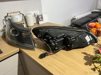 Přední světla octavia 2 - 3