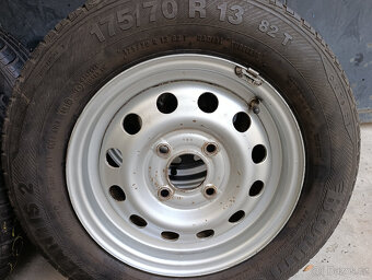 Kola Subaru Justy - 3