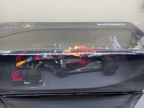 4x F1 RED BULL PEREZ A VERSTAPPEN 2020-2022 MINICHAMPS 1:18 - 3