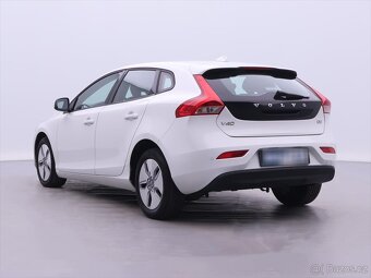 Volvo V40 2,0 D2 Drive-E Kinetic CZ 1Maj (2018) - 3