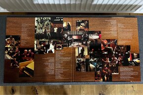 Mega Rare | Clapton 2010 | 1st EU/D 2LP pressing | NM/NM - 3