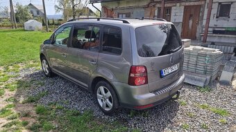 Touran 2.0TDi 103Kw UNITED - 3