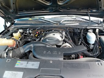 Chevrolet Tahoe - 3