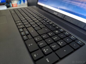 Acer Aspire 7739G 17" Intel i5,4GB,750GB, nVidia GT520 - 3