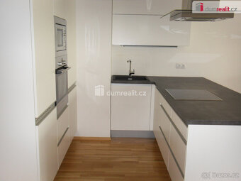 Pronájem bytu 2kk 80m2 P10 Vinohrady Rezidence Korunní balko - 3