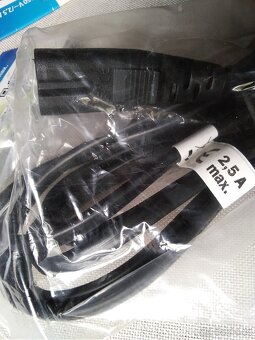nove napajeci snury na retro audio-video - 3