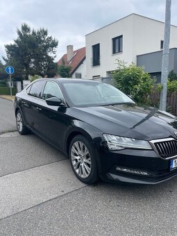 Skoda superb 2024 sedan - 3