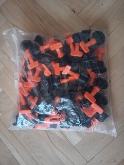 Sada pro vyrovnání dlaždic 200ks - 3