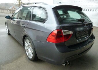 BMW e91 330d M-paket,manuál. - 3