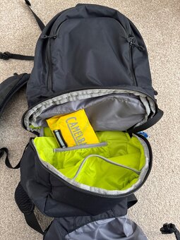 Batoh Camelbak hawg LR - 3