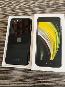 iPhone SE 2020 - 3