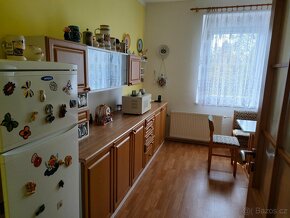 Prodej RD v obci Krupka - 3