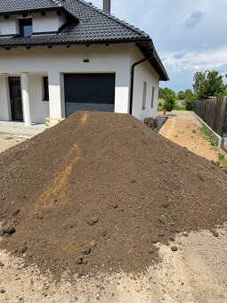 Prosátá, zemina na modelaci terénu, trávníky síto 0/22mm - 3