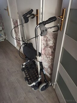 Čtyřkolové skládací chodítko - 3