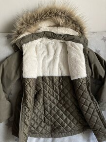 Dívčí zimní bunda H&M vel. 140 - 3