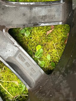 Genuine Volkswagen Golf MK6 Vancouver 5 Twin Spoke 18 - 3