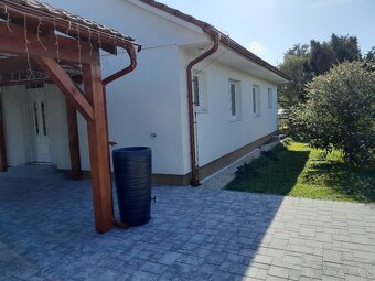 Novostavba RD, 4+kk, přístřešek pro 2OA, pozemek 3 522m2 - 3