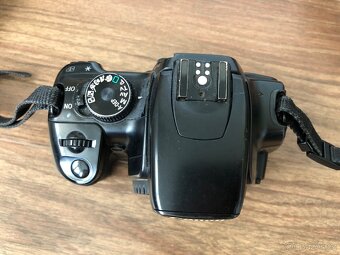 Canon EOS 400D zrcadlovka - 3