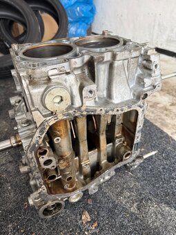Short blok motoru WRX STI - 3
