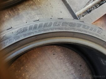 Letní pneumatiky Bridgestone 223/35 R18 - 3