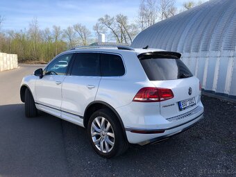 Volkswagen Touareg 3.0TDI V6 4MOTION R-Line 2016 - 3