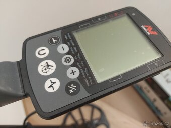 Zánovní Minelab Equinox 600 + příslušenství - 3