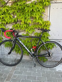 Silnični kolo CTM - 3