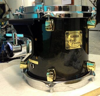 Yamaha Maple Custom Shellset, Original R.I.M.S., Pearl Mount - 3