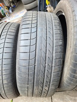 255/50 R19 Goodyear - 3