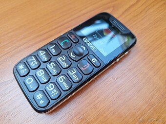 EVOLVEO EasyPhone černý - seniorský telefon - 3