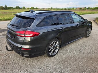 Ford Mondeo Hybrid - 3