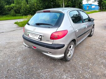 Peugeot 206, KLIMA,PĚKNÝ145KM,FACELIFT,1MAJ - 3