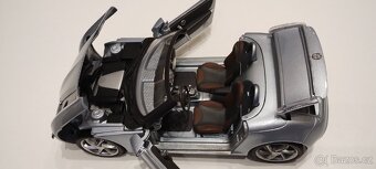 Mercedes Benz Vision SLA 1/18 - 3