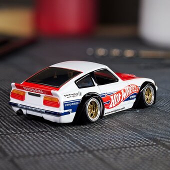 Hot Wheels Elite 64 Pandem Datsun 280ZX - 3